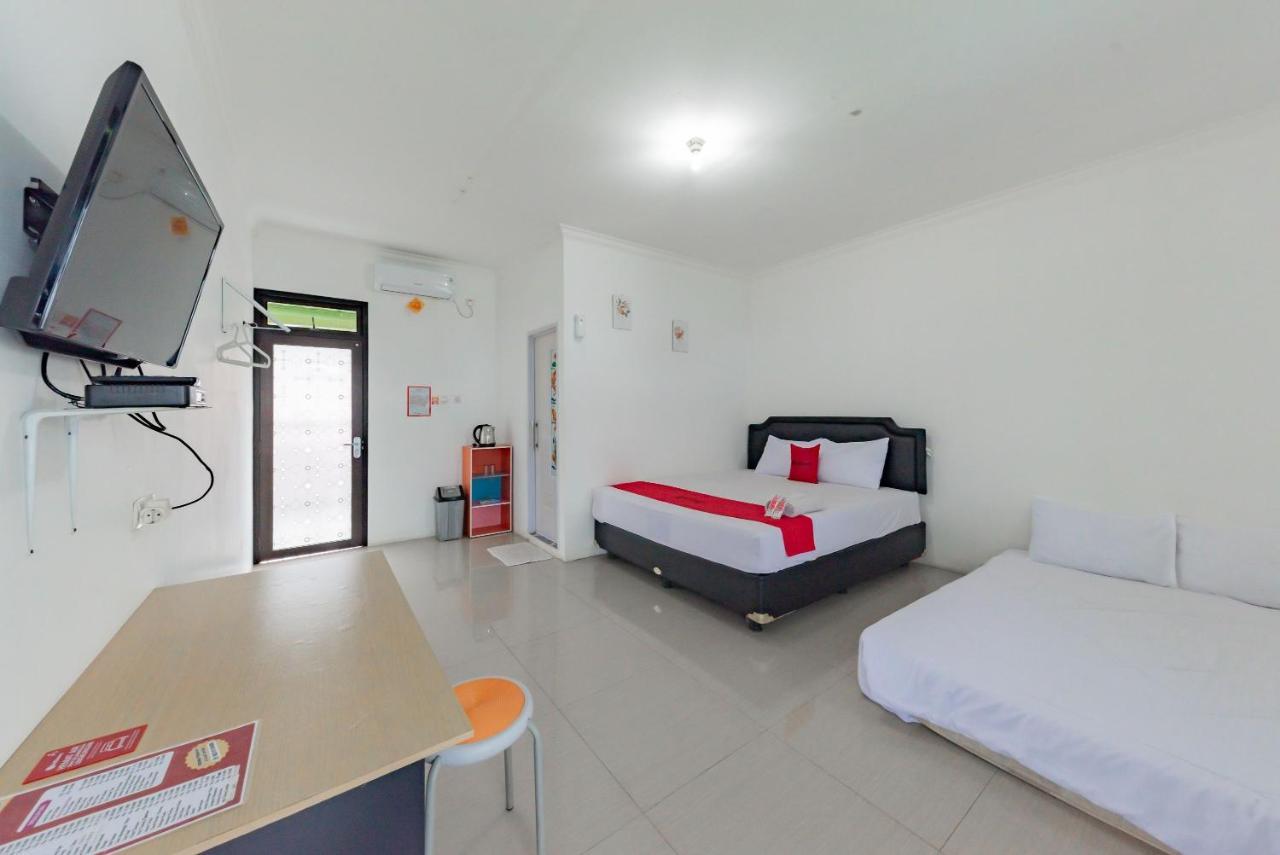 Reddoorz Resort Syariah @ Jaya Tirta Abadi Purwakarta Εξωτερικό φωτογραφία