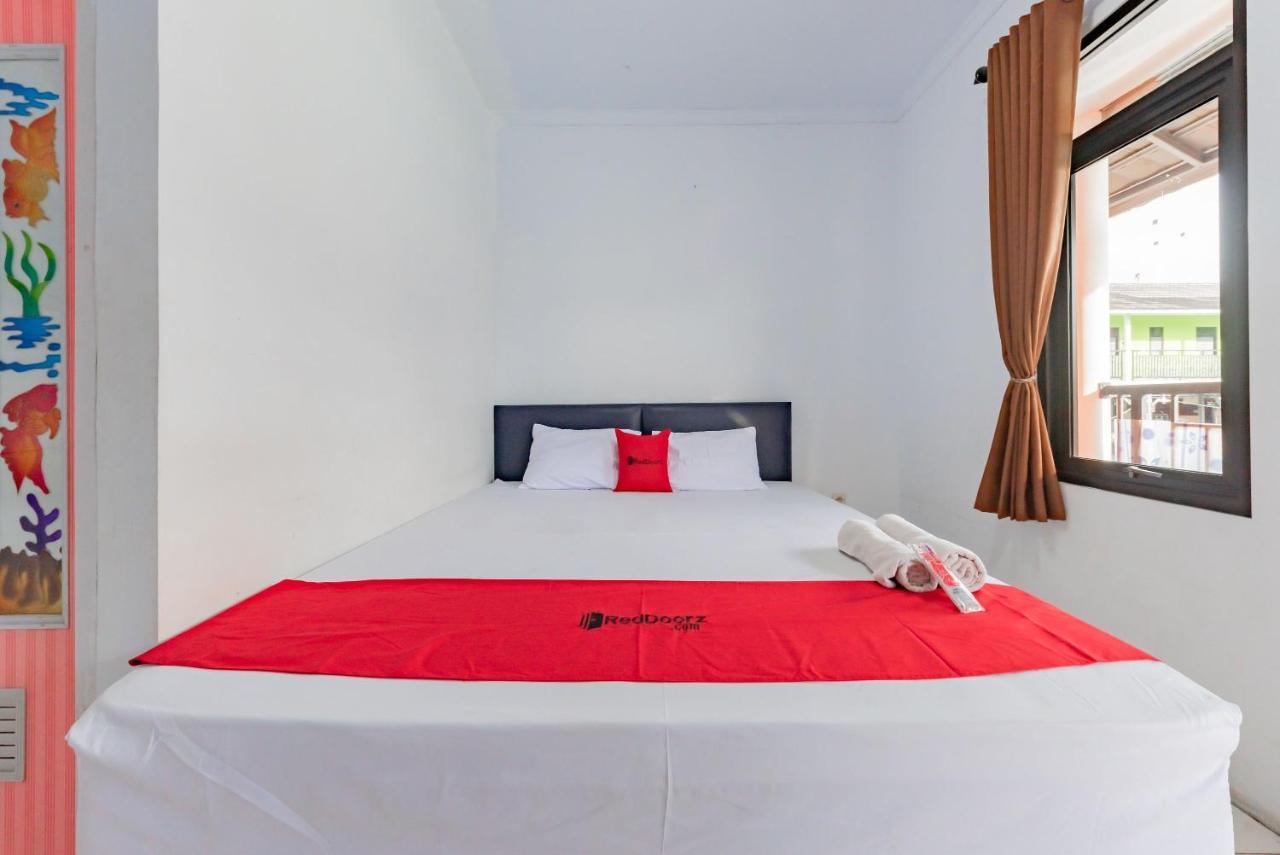 Reddoorz Resort Syariah @ Jaya Tirta Abadi Purwakarta Εξωτερικό φωτογραφία