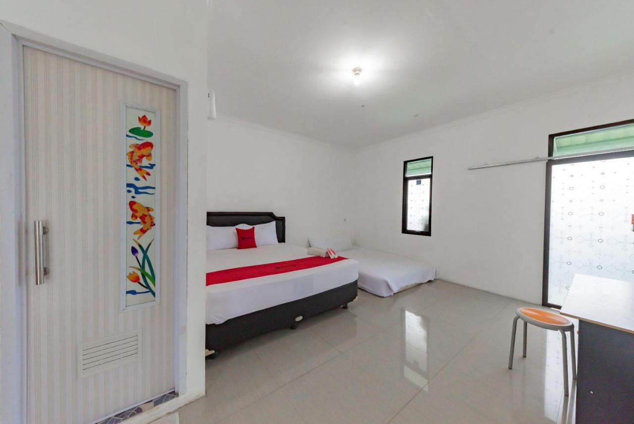 Reddoorz Resort Syariah @ Jaya Tirta Abadi Purwakarta Εξωτερικό φωτογραφία