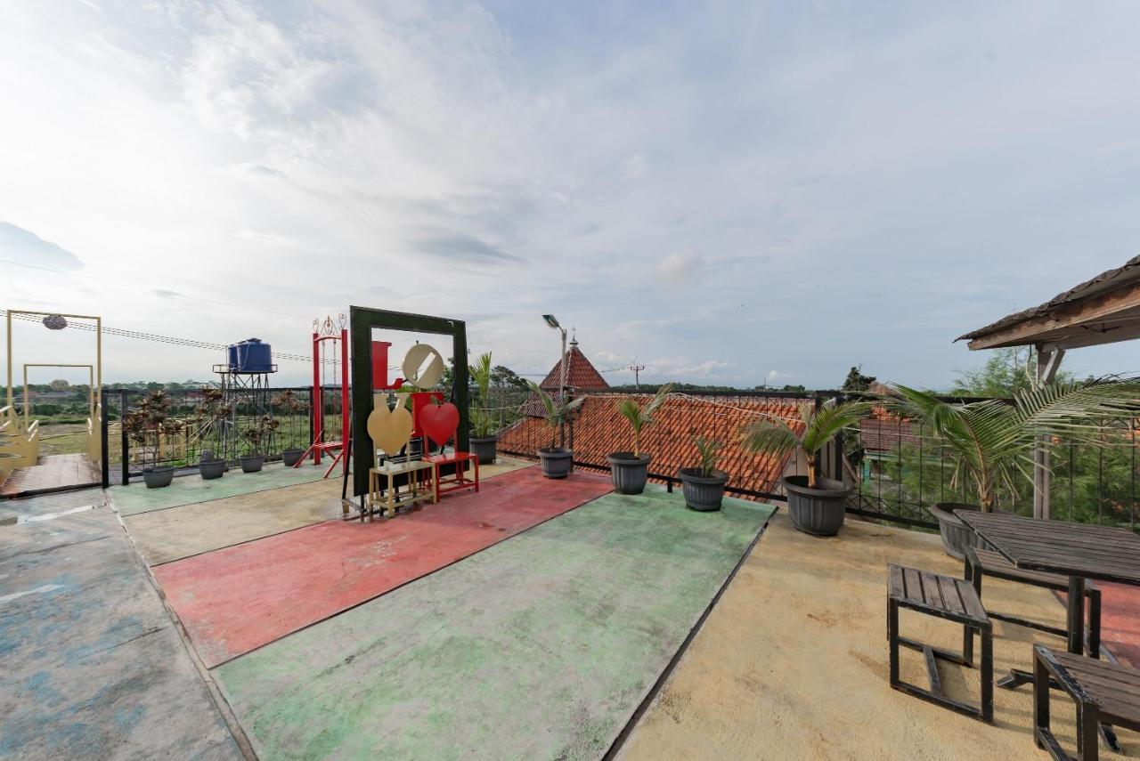 Reddoorz Resort Syariah @ Jaya Tirta Abadi Purwakarta Εξωτερικό φωτογραφία
